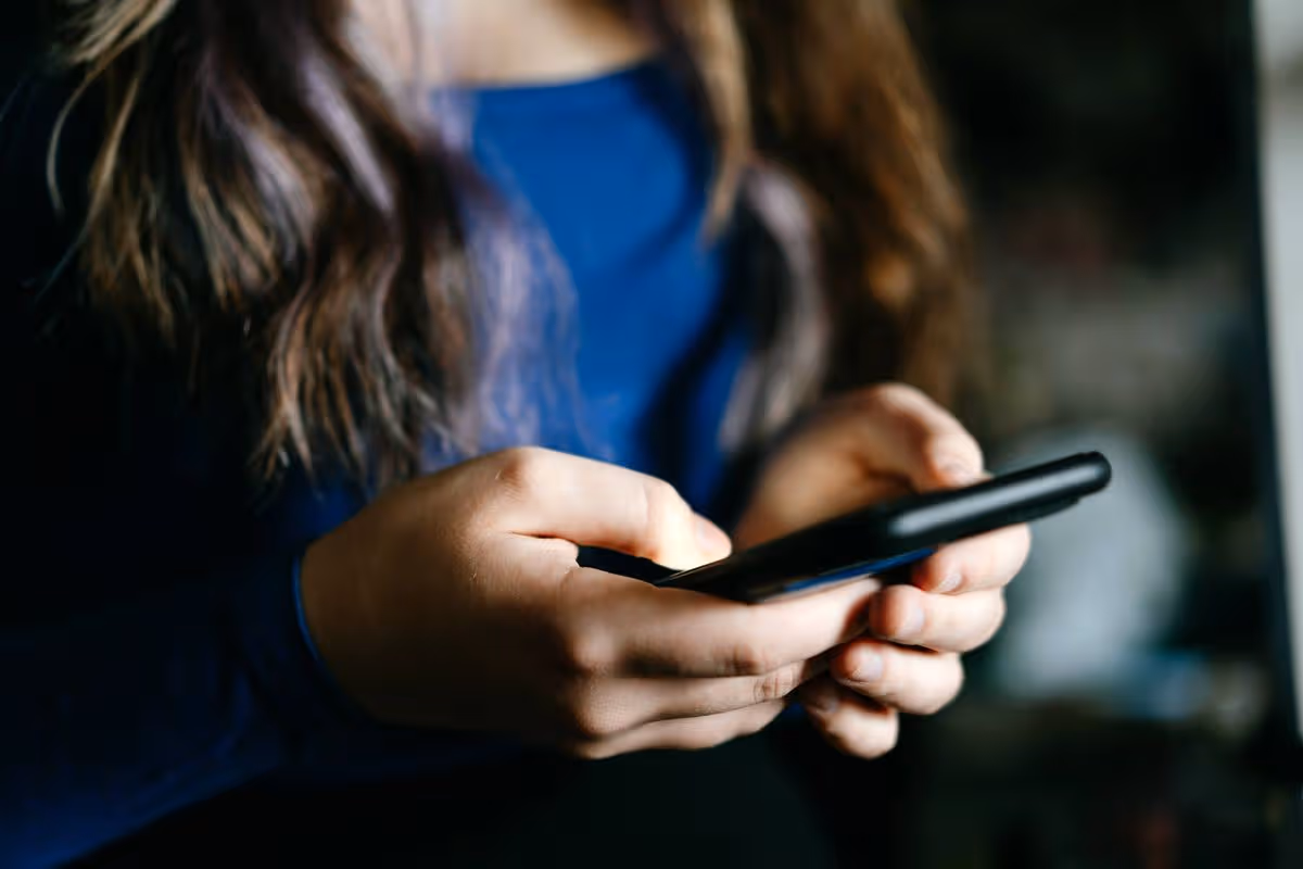 Switching Internet or Mobile Providers Without the Headache
