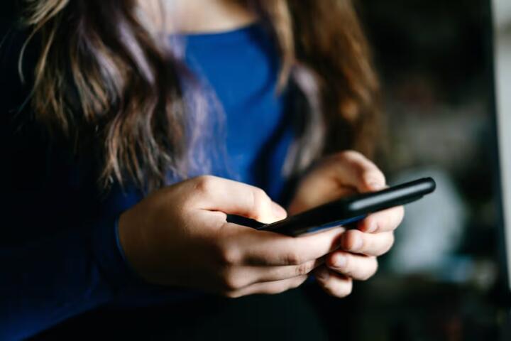 Switching Internet or Mobile Providers Without the Headache