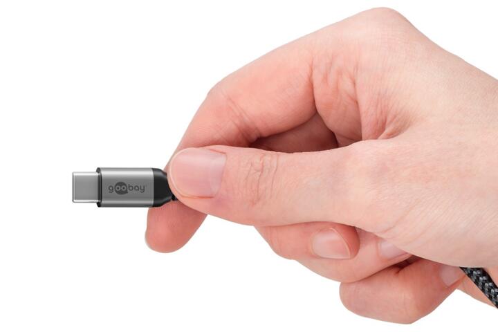 USB-C: 20Gbps vs 40Gbps vs 80Gbps Explained