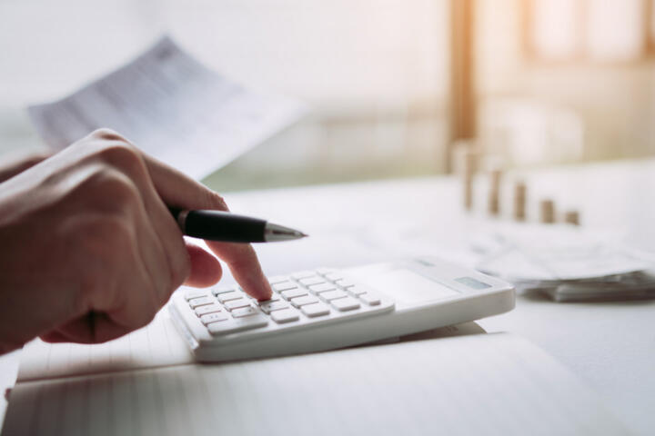 Salary vs Total Compensation: What Your Offer Really Pays